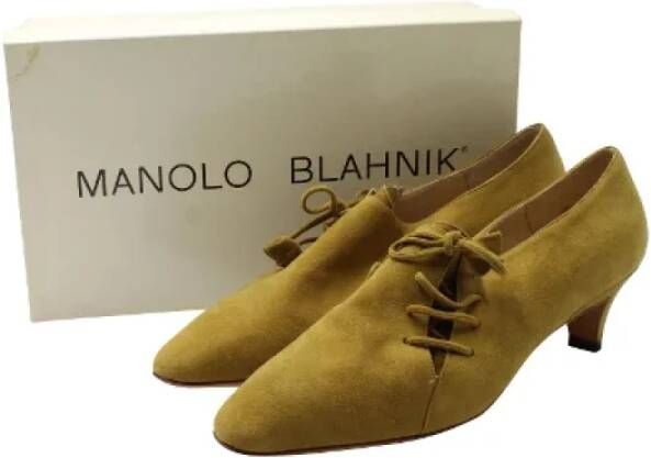 Manolo Blahnik Pre-owned Suede heels Green Dames