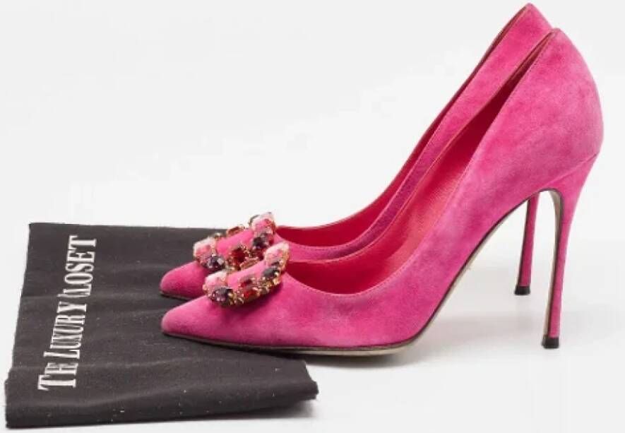 Manolo Blahnik Pre-owned Suede heels Pink Dames