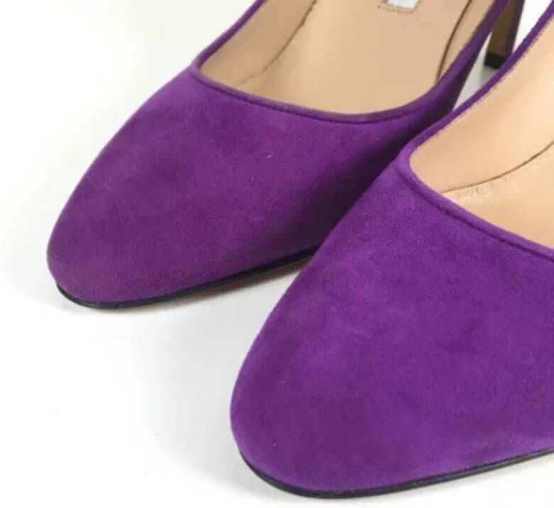 Manolo Blahnik Pre-owned Suede heels Purple Dames