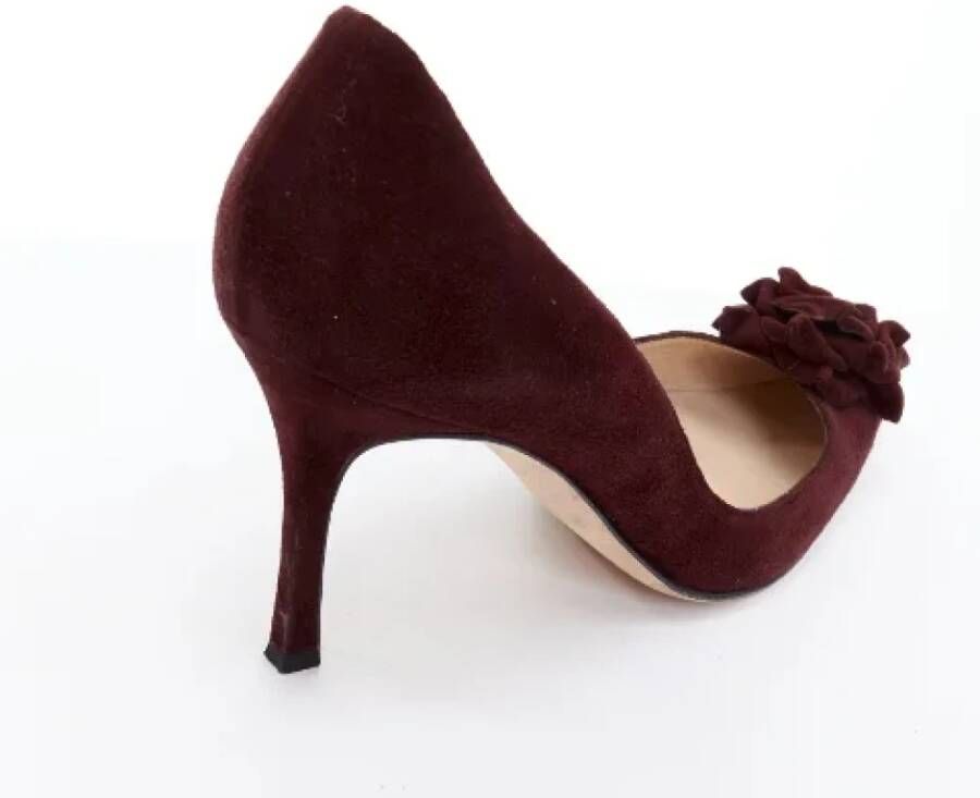 Manolo Blahnik Pre-owned Suede heels Red Dames