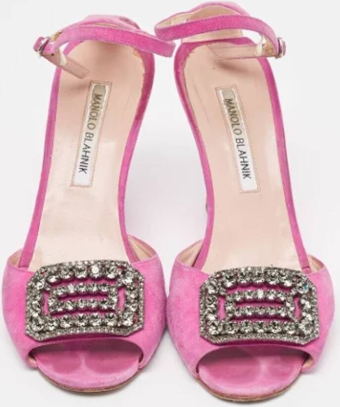 Manolo Blahnik Pre-owned Suede sandals Pink Dames