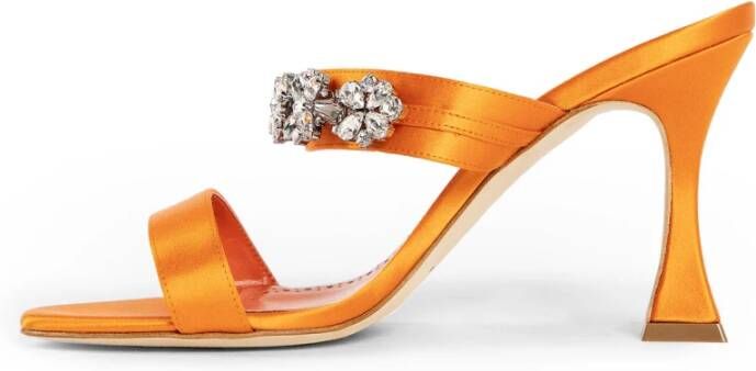 Manolo Blahnik Satijnen Juweel Stiletto Hakken Orange Dames