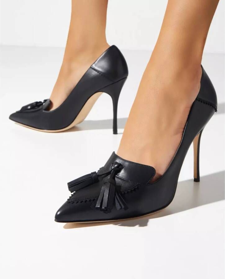 Manolo Blahnik Zwarte leren pumps met kwastje Black Dames