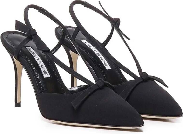 Manolo Blahnik Zwarte puntige neus strik pumps Black Dames