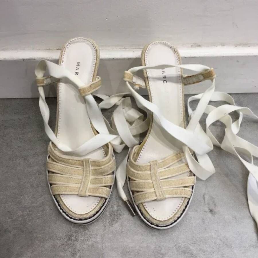 Marc Jacobs Pre-owned Canvas sandals Beige Dames