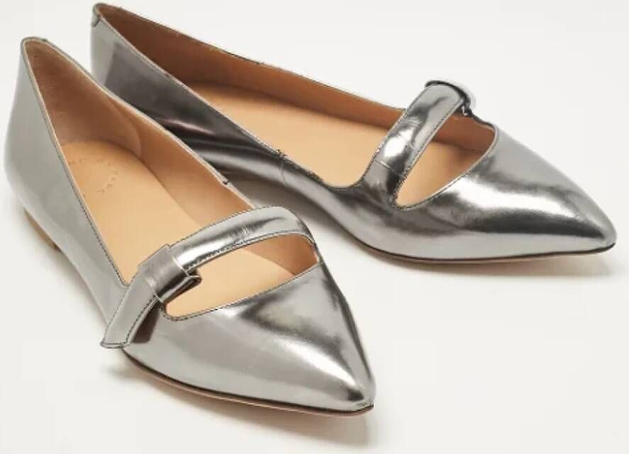 Marc Jacobs Pre-owned Leather flats Gray Dames