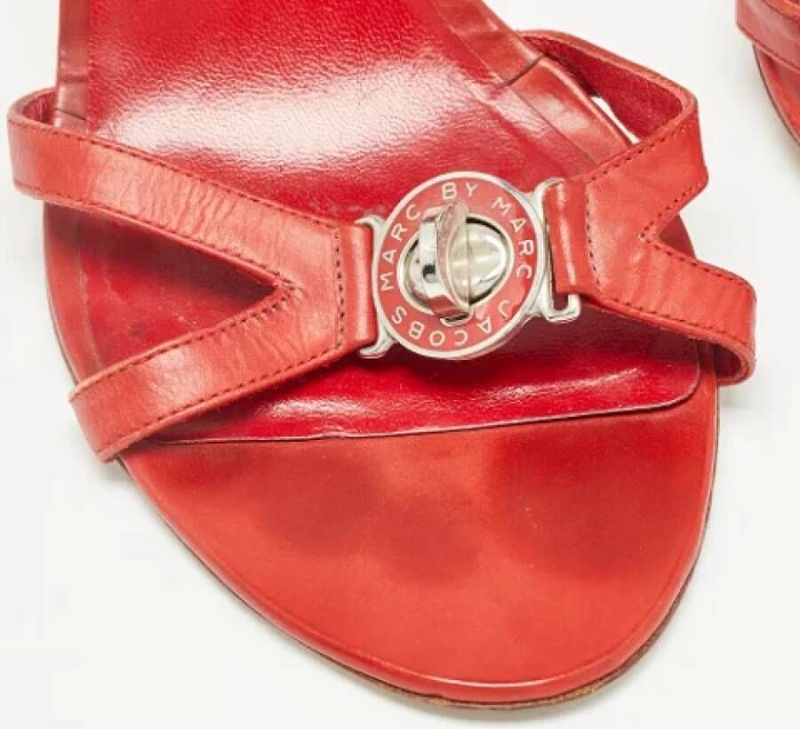 Marc Jacobs Pre-owned Leather sandals Red Dames