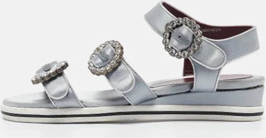 Marc Jacobs Pre-owned Satin sandals Gray Dames