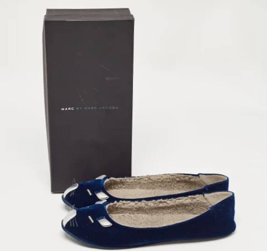 Marc Jacobs Pre-owned Velvet flats Blue Dames