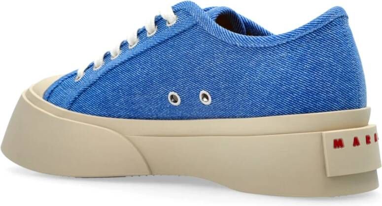 Marni Blauwe Leren Sneakers Dikke Rubberen Zool Blue Dames