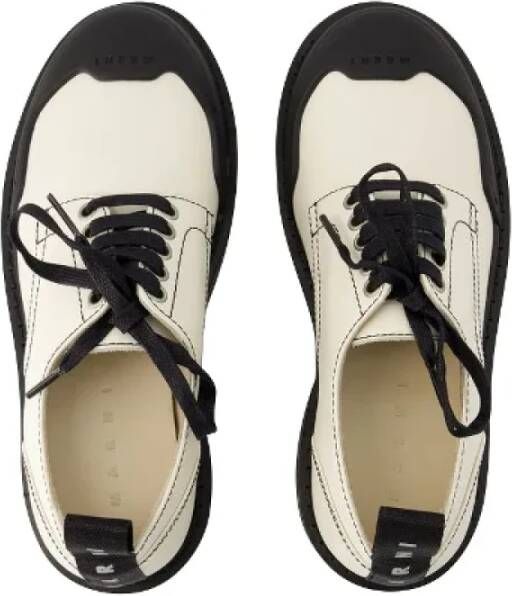 Marni Leather flats White Dames