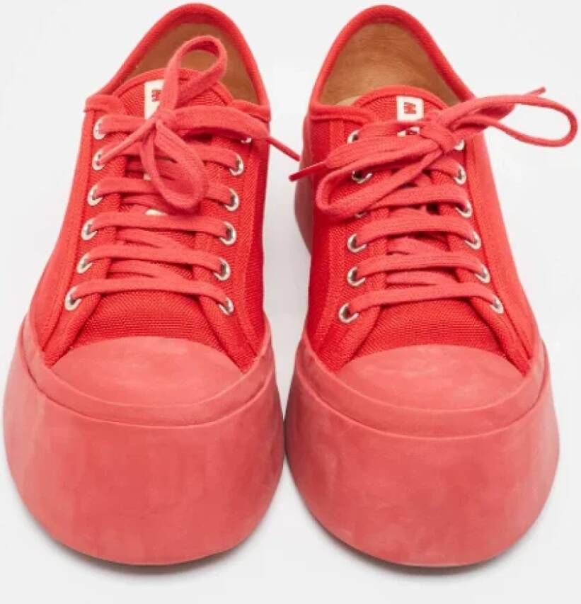 Marni Pre-owned Canvas sneakers Red Dames