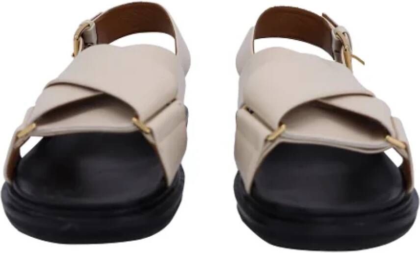 Marni Pre-owned Leather sandals Beige Dames