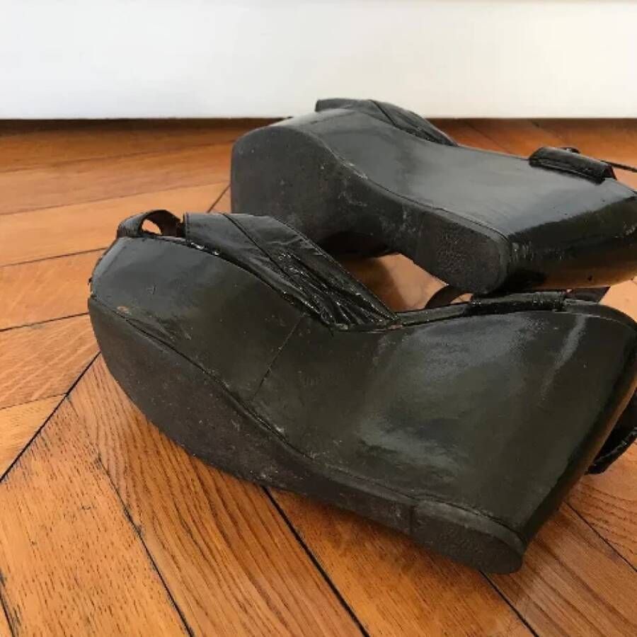 Marni Pre-owned Leather sandals Black Dames