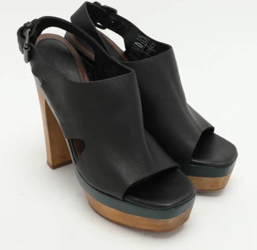 Marni Pre-owned Leather sandals Black Dames