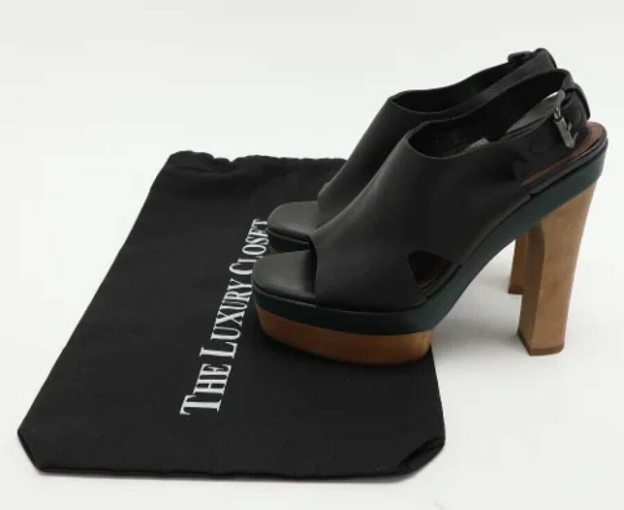 Marni Pre-owned Leather sandals Black Dames