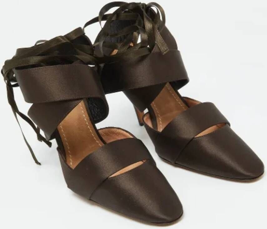 Marni Pre-owned Satin sandals Brown Dames