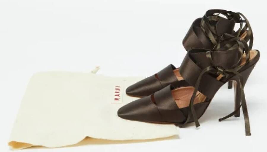 Marni Pre-owned Satin sandals Brown Dames