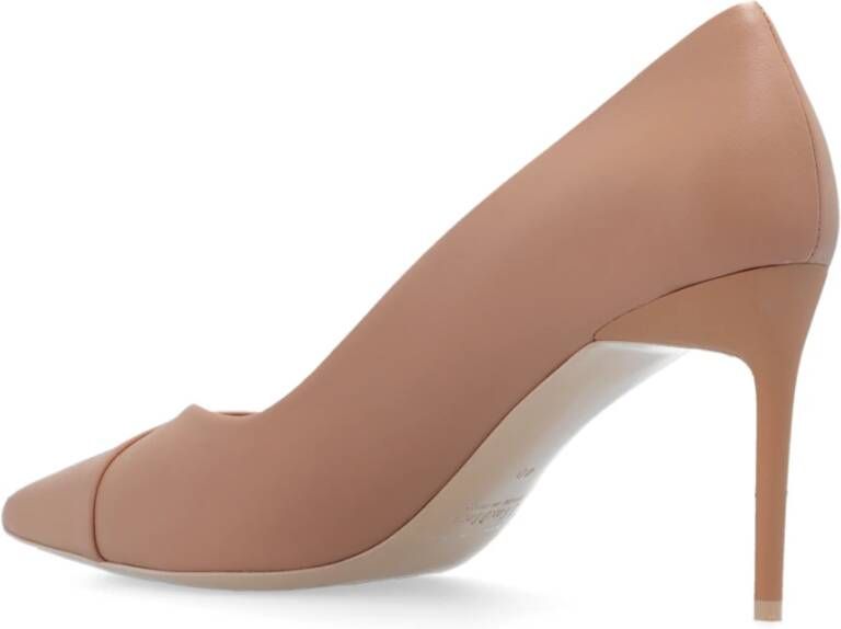 Max Mara Leren stiletto pumps Beige Dames