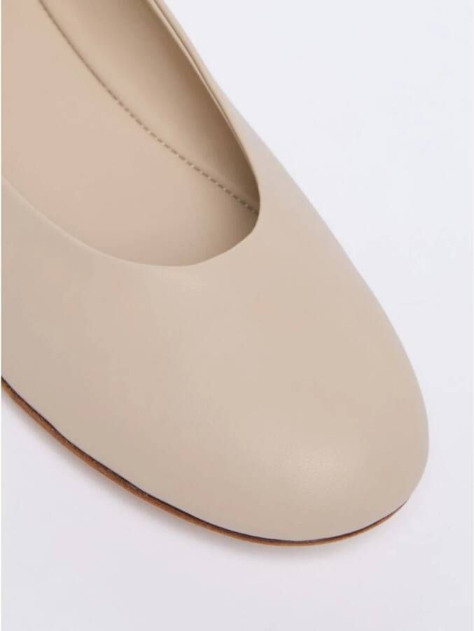 Max Mara Weekend Luxe Leren Ballerina Flats Beige Dames