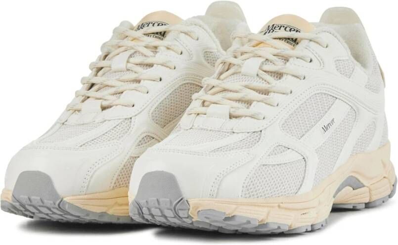 Mercer Amsterdam Witte Suède Sneakers White Dames