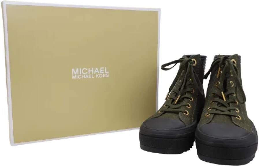 Michael Kors Pre-owned Canvas sneakers Green Dames