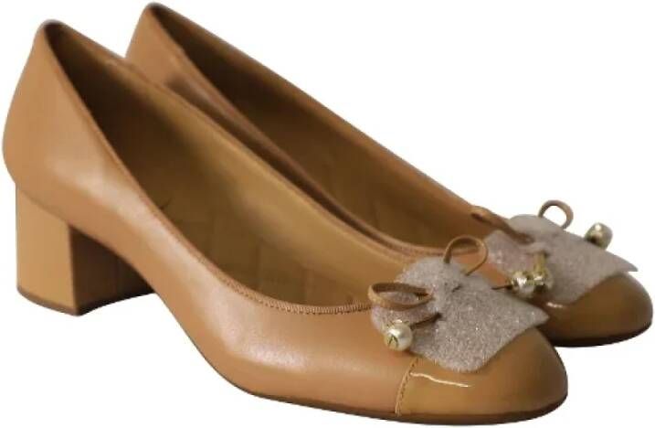 Michael Kors Pre-owned Leather heels Beige Dames