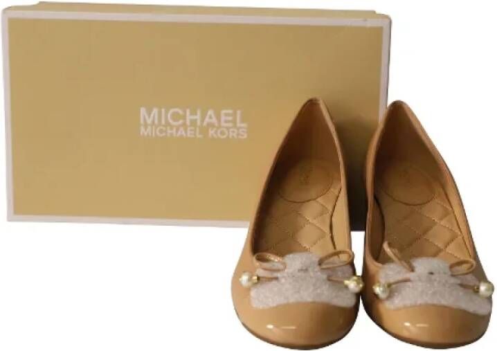 Michael Kors Pre-owned Leather heels Beige Dames