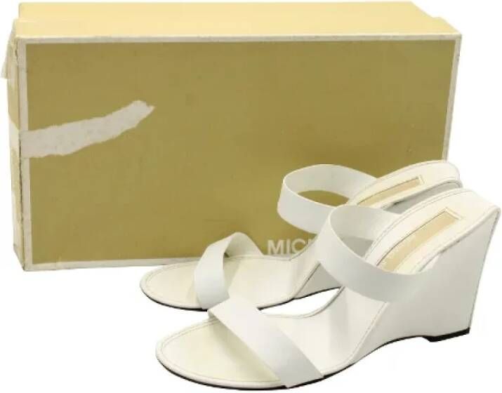 Michael Kors Pre-owned Leather sandals White Dames