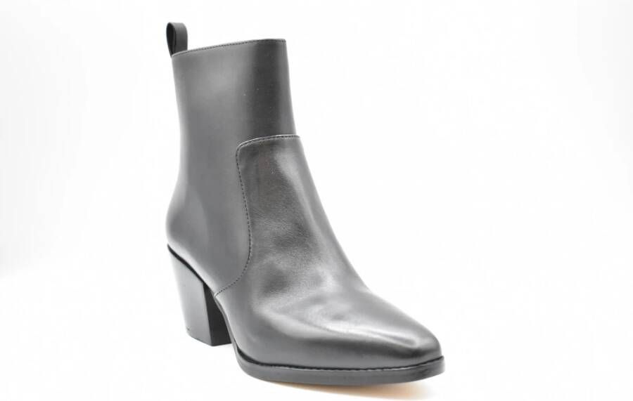 Michael Kors Zwarte Veterschoenen Platte Aw22 Black Dames