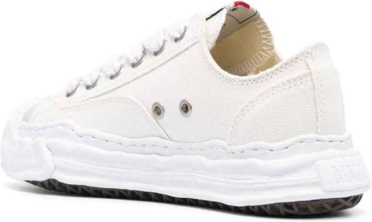 Mihara Yasuhiro Off White Canvas Sneaker met Neuskap Wit Heren