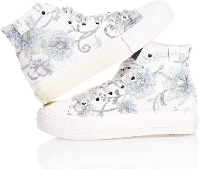 Mimanera Witte Blauwe Sneakers met Borduurwerk White Dames