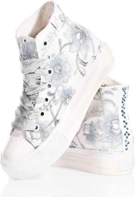 Mimanera Witte Blauwe Sneakers met Borduurwerk White Dames