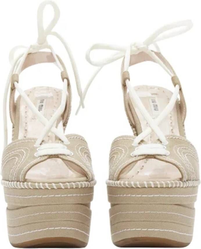 Miu Pre-owned Canvas heels Beige Dames