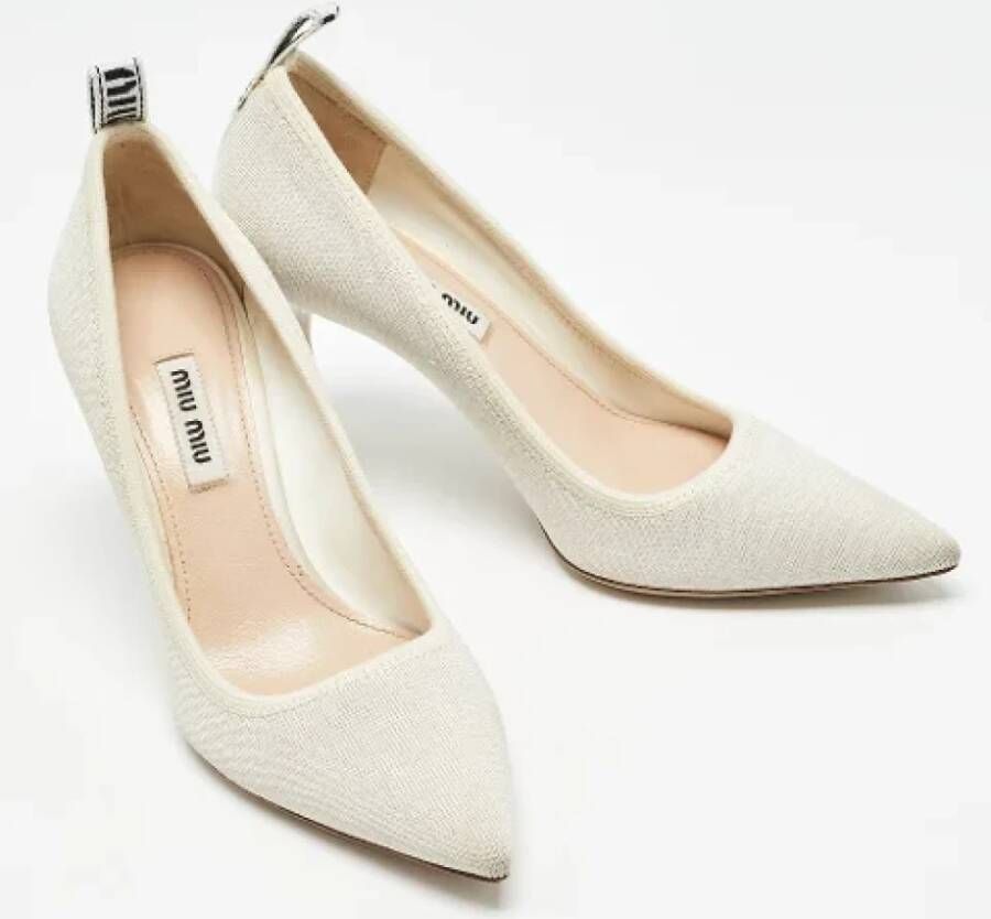 Miu Pre-owned Fabric heels Gray Dames