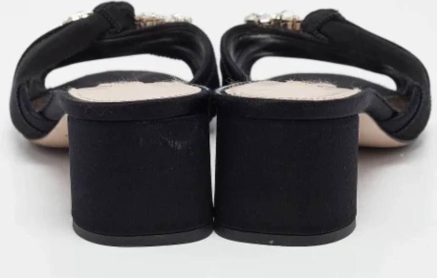 Miu Pre-owned Fabric sandals Black Dames