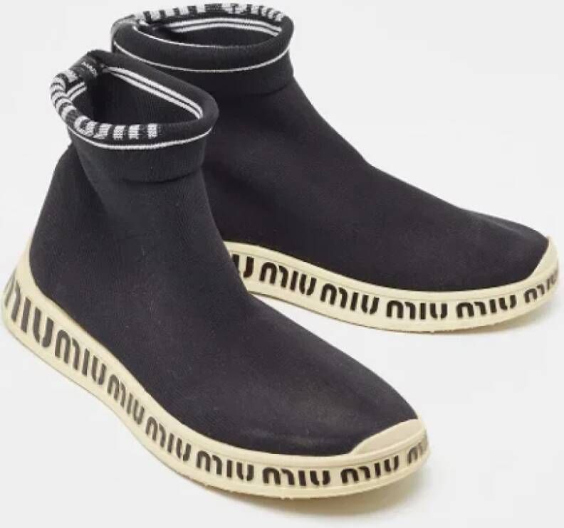 Miu Pre-owned Fabric sneakers Black Dames