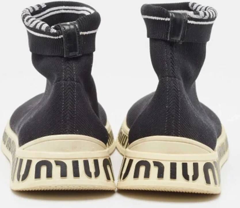 Miu Pre-owned Fabric sneakers Black Dames