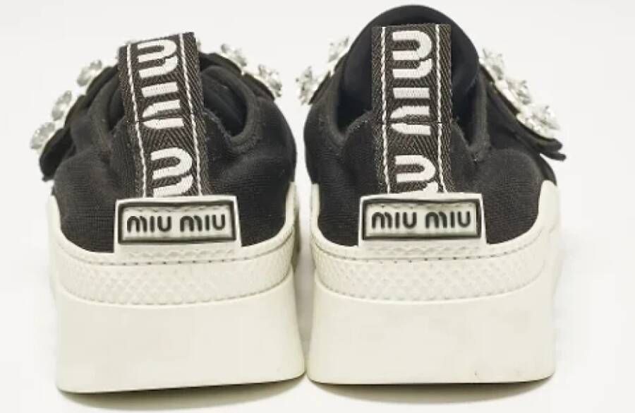 Miu Pre-owned Fabric sneakers Black Dames