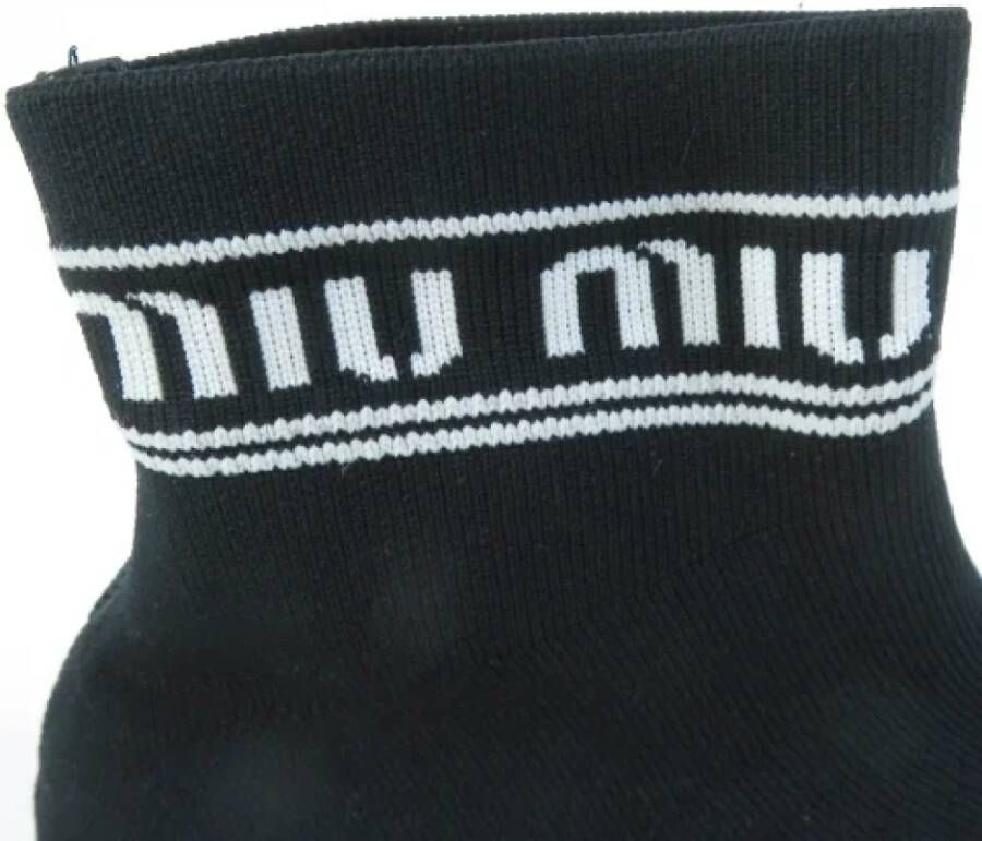 Miu Pre-owned Fabric sneakers Black Dames