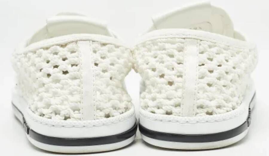 Miu Pre-owned Fabric sneakers White Dames