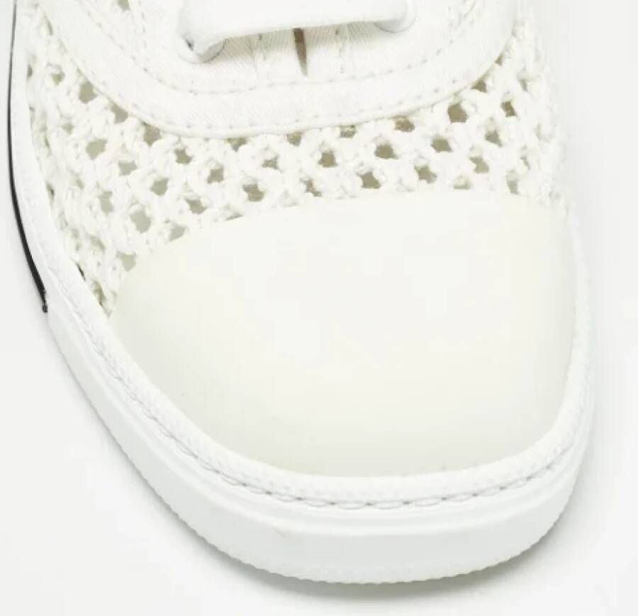 Miu Pre-owned Fabric sneakers White Dames