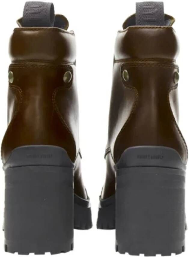 Miu Pre-owned Leather boots Brown Dames