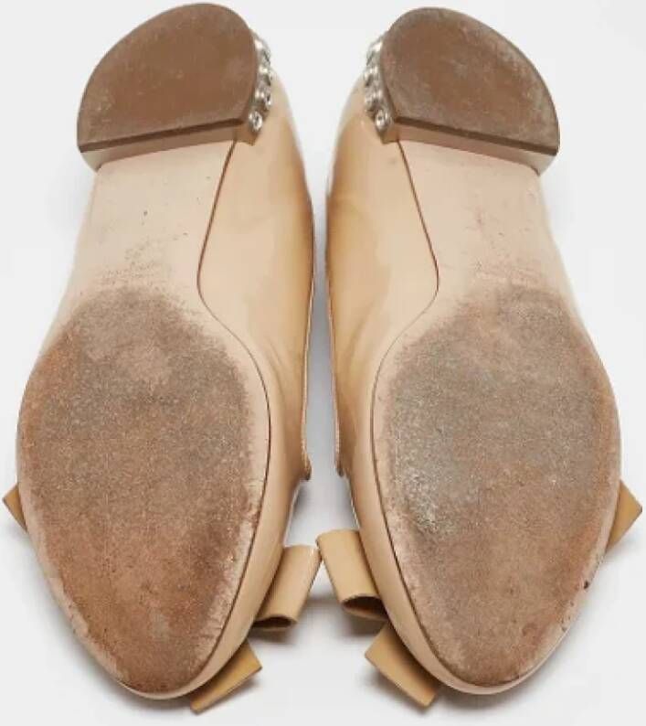 Miu Pre-owned Leather flats Beige Dames