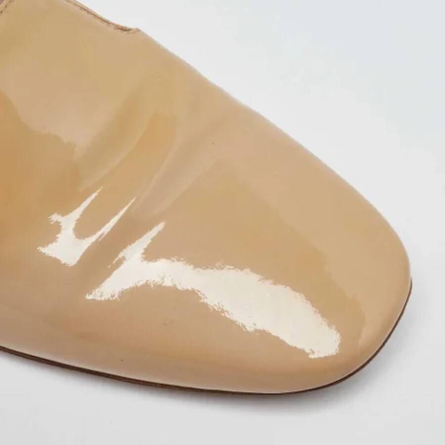 Miu Pre-owned Leather flats Beige Dames