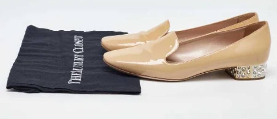 Miu Pre-owned Leather flats Beige Dames