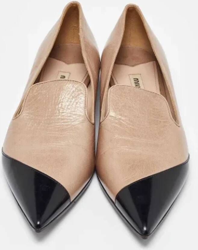 Miu Pre-owned Leather flats Beige Dames