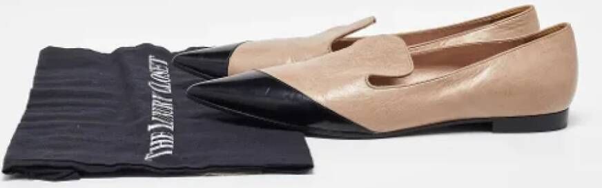 Miu Pre-owned Leather flats Beige Dames