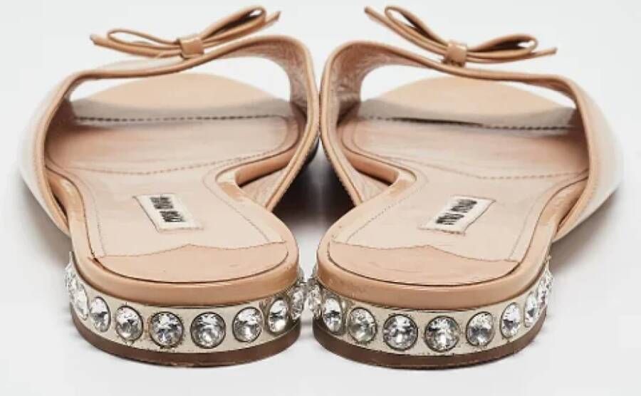 Miu Pre-owned Leather flats Beige Dames