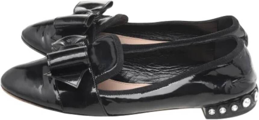 Miu Pre-owned Leather flats Black Dames